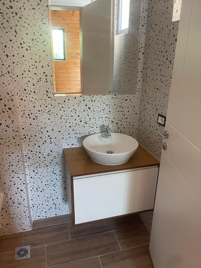 Bujtina Siar Hotel Поградец Екстериор снимка