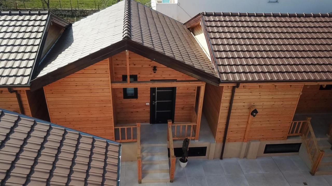 Bujtina Siar Hotel Поградец Екстериор снимка