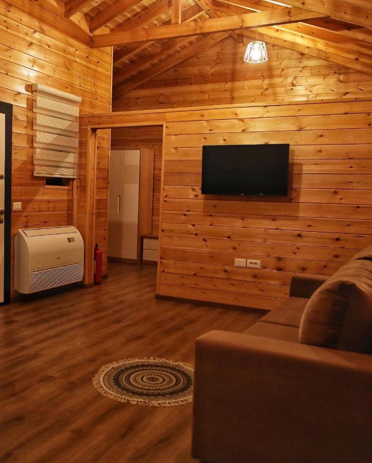 Bujtina Siar Hotel Поградец Екстериор снимка