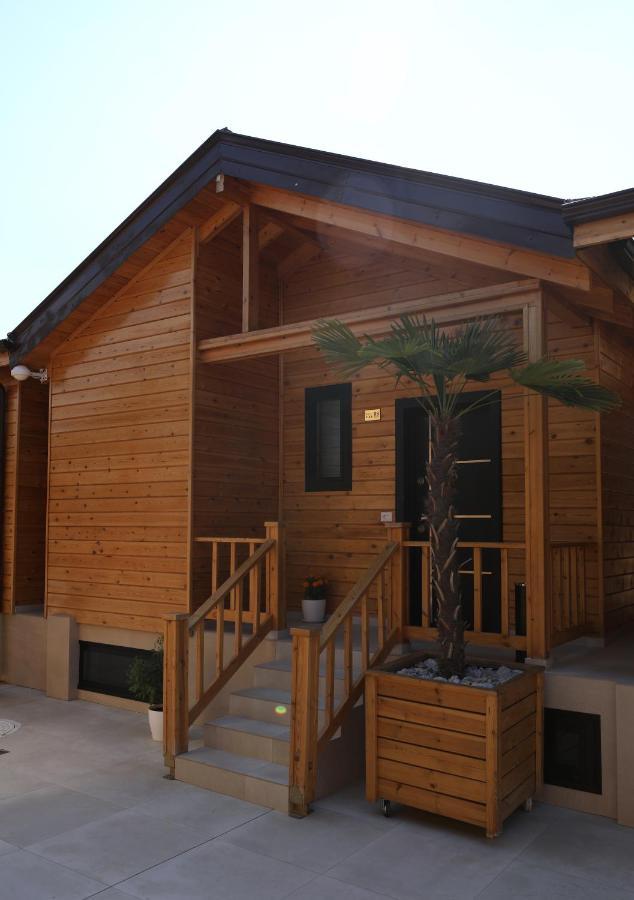 Bujtina Siar Hotel Поградец Екстериор снимка